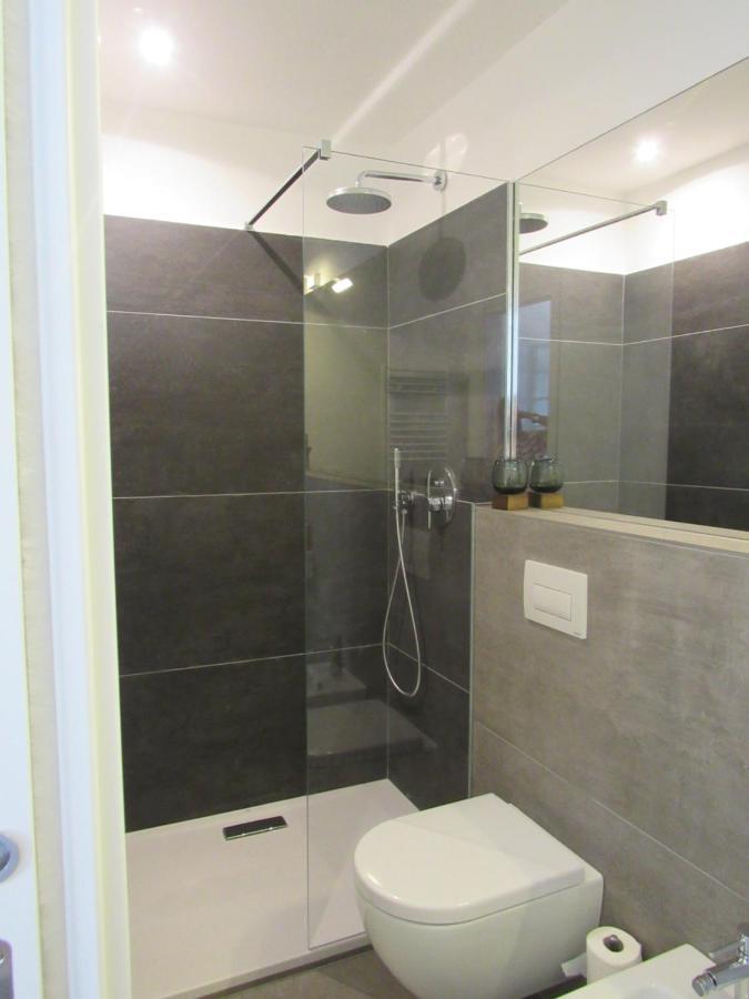 Make A Wish - Near The Center With Private Parking Apartment Комо Екстериор снимка